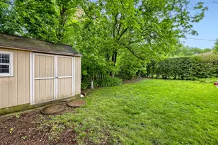 9308 Karlov Ave, Skokie, IL 60076 - Photo 22