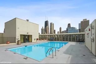 1 E Scott St, Chicago, IL 60610 - Photo 12
