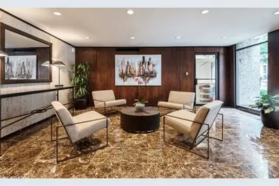 1 E Scott Street #2102, Chicago, IL 60610 - Photo 2