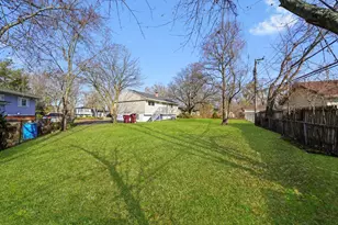 1764 Ross Crescent, Sauk Village, IL 60411 - Photo 24