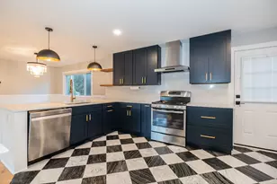 339 Lincoln Ave, Downers Grove, IL 60515 - Photo 10