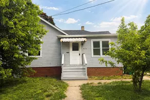 504 E Stanton St, Streator, IL 61364 - Photo 1