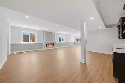 8011 S Oconto Avenue, Bridgeview, IL 60455 - Photo 22