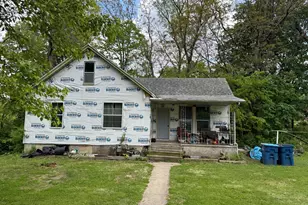 413 E St Paul St, Spring Valley, IL 61362 - Photo 1