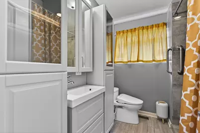 6139 W Gunnison Street, Chicago, IL 60630 - Photo 18