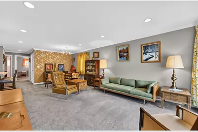 6139 W Gunnison Street, Chicago, IL 60630 - Photo 4