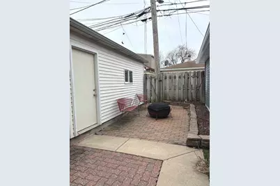 3132 N Lowell Avenue, Chicago, IL 60641 - Photo 12