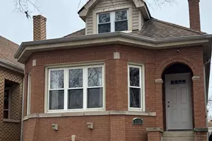 3132 N Lowell Ave, Chicago, IL 60641 - Photo 1