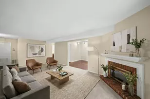 1863 Portsmouth Dr, Lisle, IL 60532 - Photo 4