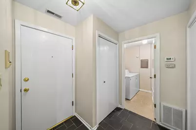 1863 Portsmouth Drive #11-4B, Lisle, IL 60532 - Photo 8