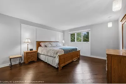 8248 Middlebury Avenue, Woodridge, IL 60517 - Photo 14
