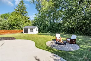 2320 Duffy Ln, Riverwoods, IL 60015 - Photo 32