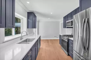 2320 Duffy Ln, Riverwoods, IL 60015 - Photo 18