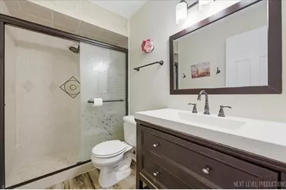 138 N Calhoun Street, Aurora, IL 60505 - Photo 16
