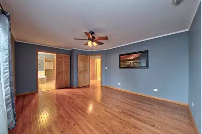 2659 Eisenhower Drive, Des Plaines, IL 60018 - Photo 14