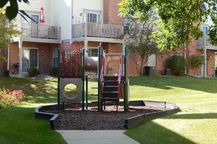 1744 Eastwood Ct, Schaumburg, IL 60195 - Photo 24