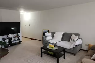 1744 Eastwood Ct, Schaumburg, IL 60195 - Photo 6