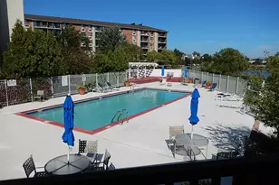 1744 Eastwood Ct, Schaumburg, IL 60195 - Photo 20