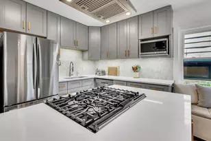 4701 S Woodlawn Ave, Chicago, IL 60615 - Photo 16