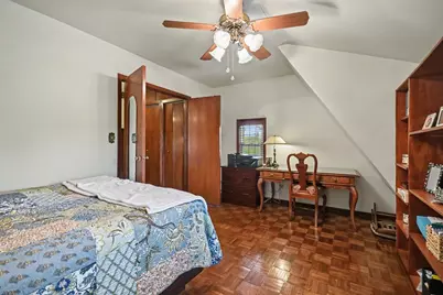 6433 W 82nd Street, Burbank, IL 60459 - Photo 18