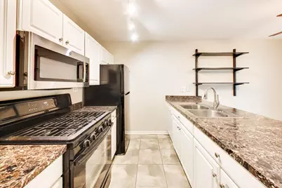 64 Bright Oaks Circle, Cary, IL 60013 - Photo 10