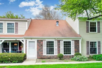 64 Bright Oaks Circle, Cary, IL 60013 - Photo 1