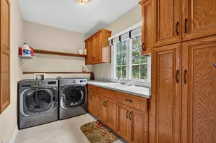 40W310 Waterford Ln, Saint Charles, IL 60175 - Photo 16