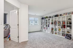 1245 Prairie View Pkwy, Cary, IL 60013 - Photo 18