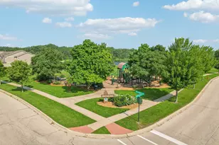 1245 Prairie View Pkwy, Cary, IL 60013 - Photo 44