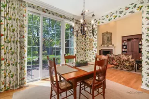 2148 Royal Ridge Dr, Northbrook, IL 60062 - Photo 12