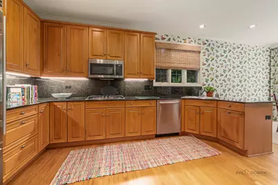2148 Royal Ridge Drive, Northbrook, IL 60062 - Photo 10
