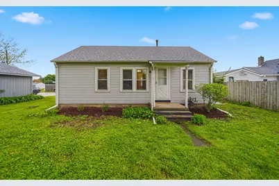 905 S 5th Street, Dekalb, IL 60115 - Photo 1