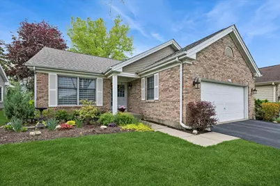 569 Rose Lane, Bartlett, IL 60103 - Photo 2