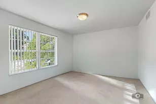 483 Elm Ridge Rd, Carpentersville, IL 60110 - Photo 16