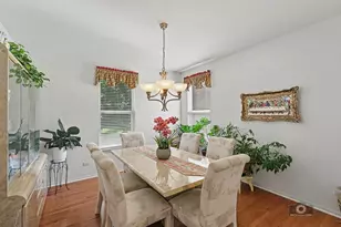 483 Elm Ridge Rd, Carpentersville, IL 60110 - Photo 12