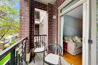 6436 Roosevelt Road #212, Oak Park, IL 60304 - Photo 12