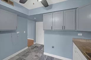 718 Newton Ct, Schaumburg, IL 60193 - Photo 8