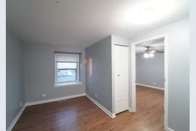 718 Newton Court, Schaumburg, IL 60193 - Photo 8