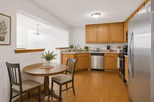 3309 Cool Springs Ct, Naperville, IL 60564 - Photo 4