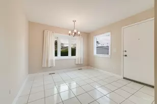 691 Westmere Rd, Des Plaines, IL 60016 - Photo 8