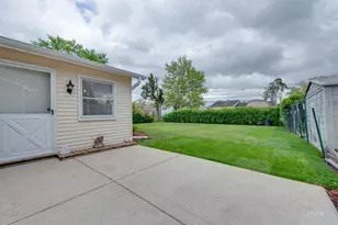 691 Westmere Rd, Des Plaines, IL 60016 - Photo 22