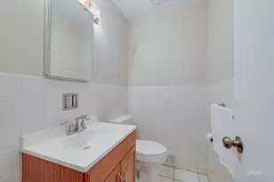 691 Westmere Rd, Des Plaines, IL 60016 - Photo 14