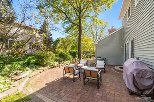 1081 Barneswood Dr, Downers Grove, IL 60515 - Photo 38