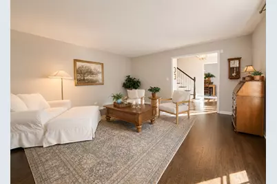 1081 Barneswood Drive, Downers Grove, IL 60515 - Photo 6