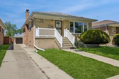 14522 S Calhoun Avenue, Burnham, IL 60633 - Photo 2
