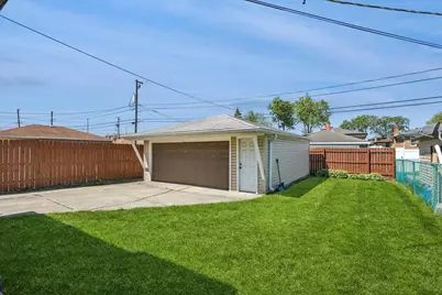 14522 S Calhoun Avenue, Burnham, IL 60633 - Photo 18