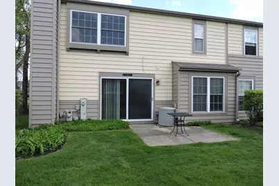 1334 Gloucester Circle, Carol Stream, IL 60188 - Photo 4