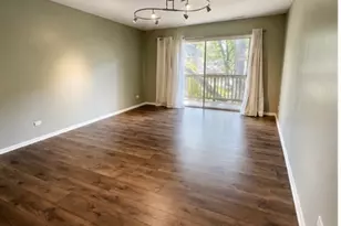 5721 W 103rd St, Oak Lawn, IL 60453 - Photo 6