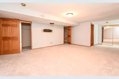 5495 Chapel Hill, Gurnee, IL 60031 - Photo 50