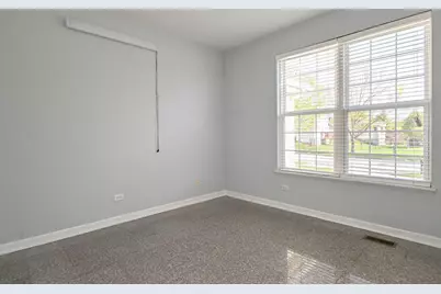 5495 Chapel Hill, Gurnee, IL 60031 - Photo 4